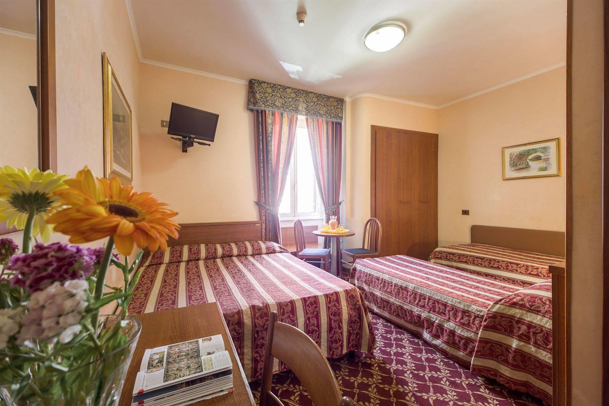 Buonarroti Suite Rome Bagian luar foto